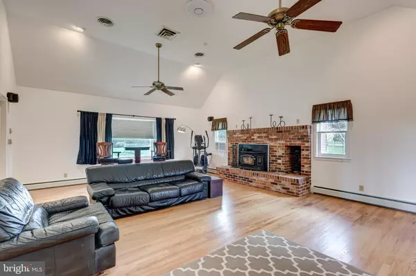 Reisterstown, MD 21136,1722 EMORY RD