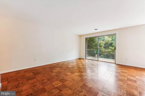 Rockville, MD 20852,10436 ROCKVILLE PIKE #202