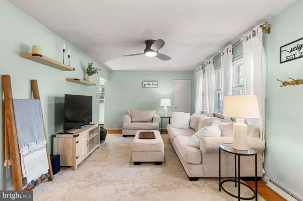 Willow Street, PA 17584,11 DENNIS DR