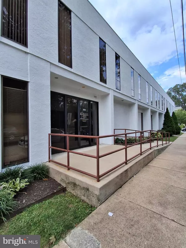 Doylestown, PA 18901,70 W OAKLAND AVE #312