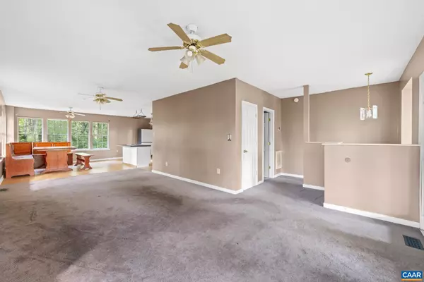 Louisa, VA 23093,58 IRIS LN