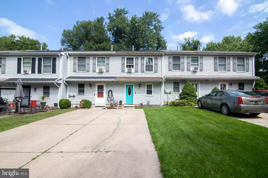 123 WHITMAN AVE, Stratford, NJ 08084