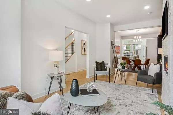 Washington, DC 20010,1351 NEWTON ST NW