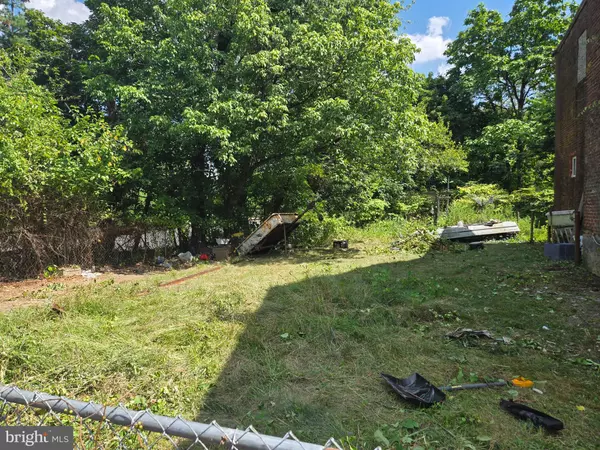 Trenton, NJ 08618,62 HAYES AVE