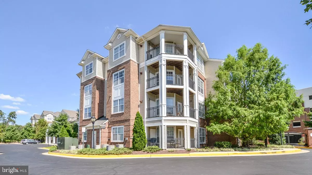 Herndon, VA 20171,12953 CENTRE PARK CIR #222