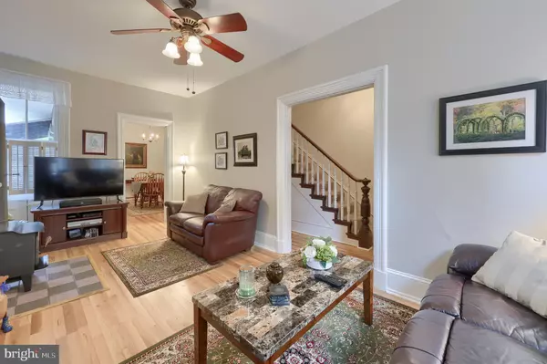 Columbia, PA 17512,753 LOCUST ST