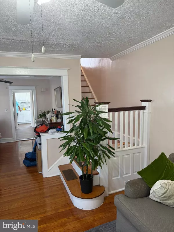 Philadelphia, PA 19111,528 MAGEE AVE