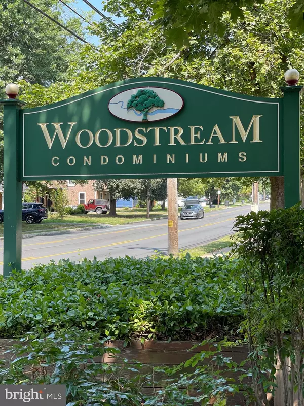 804 SOUTH AVE #D7, Secane, PA 19018