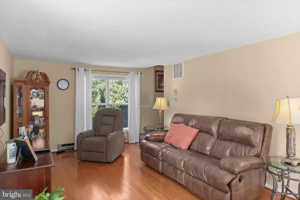 Southampton, NJ 08088,209 VILLAGE LN