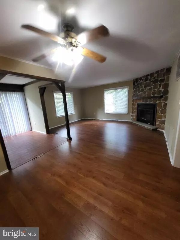 Little Egg Harbor Twp, NJ 08087,104 E HOLLY LN