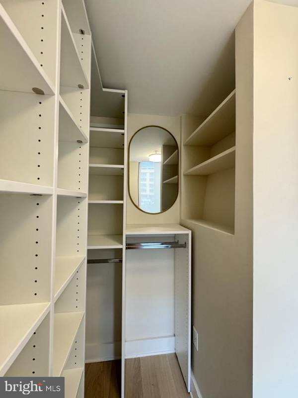 Washington, DC 20003,1211 VAN ST SE #TH-1H