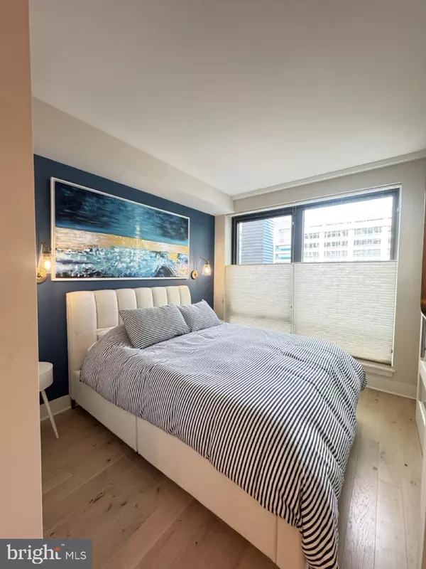 Washington, DC 20003,1211 VAN ST SE #TH-1H