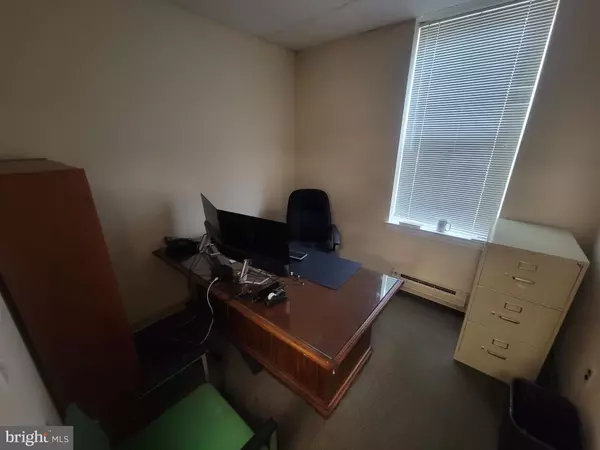 Media, PA 19063,105 CHESLEY DR