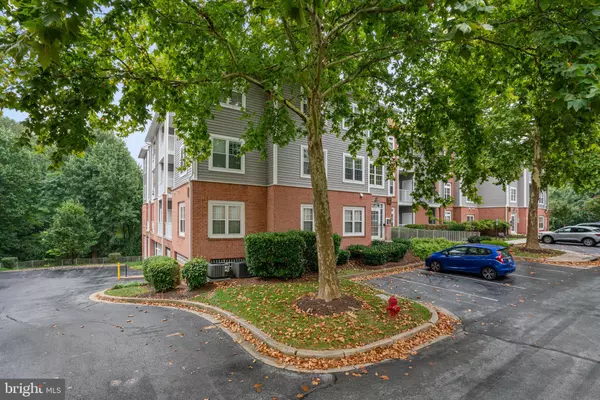 Owings Mills, MD 21117,9308 GROFFS MILL DR #9308