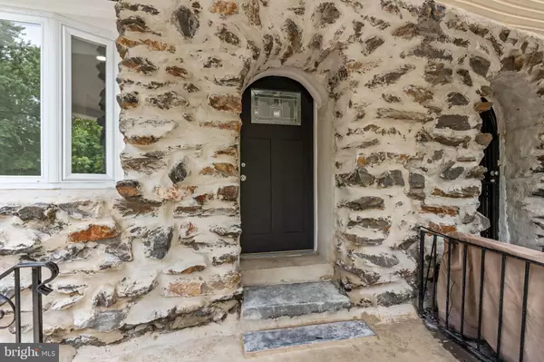 Philadelphia, PA 19119,335 E CLIVEDEN ST