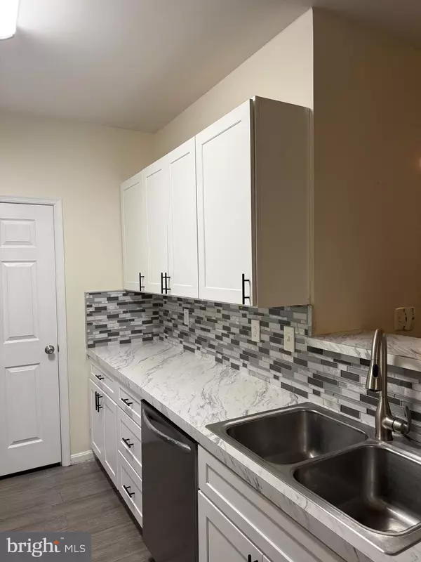 Laurel, MD 20724,3521 PINEY WOODS PL #F003