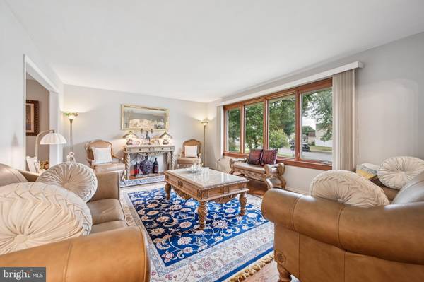 Cherry Hill, NJ 08003,1525 SQUIRE LN