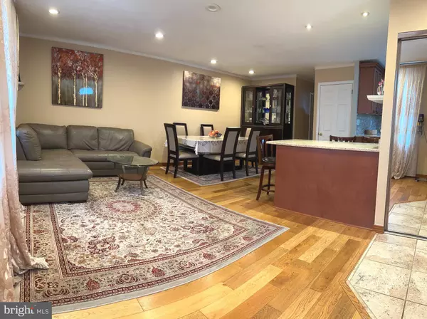 Philadelphia, PA 19116,10665 HALSTEAD ST