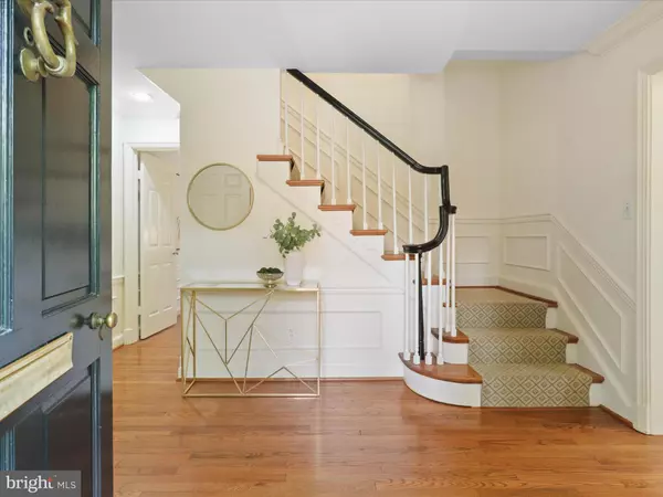 Washington, DC 20016,5150 MANNING PL NW