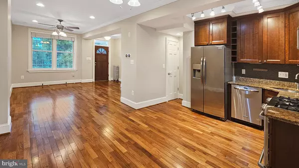 Washington, DC 20003,1834 MASSACHUSETTS AVE SE