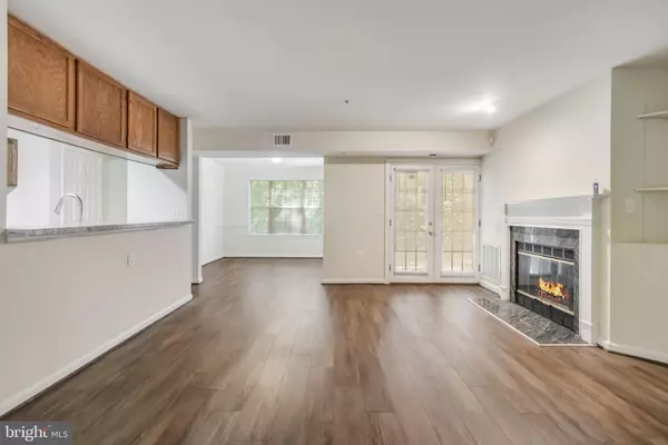 Upper Marlboro, MD 20774,9808 LAKE POINTE CT #104