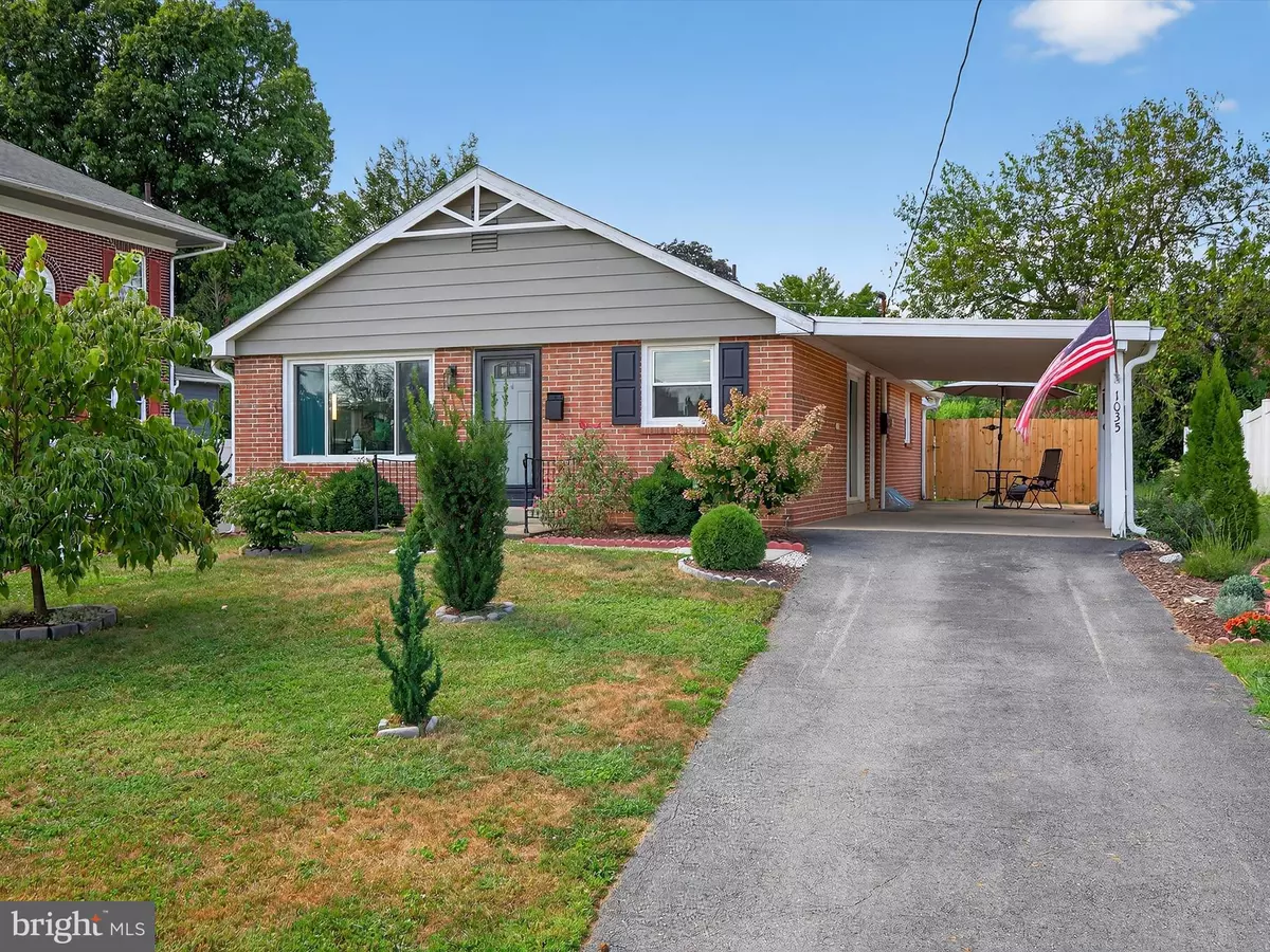 Columbia, PA 17512,1035 CHESTNUT ST