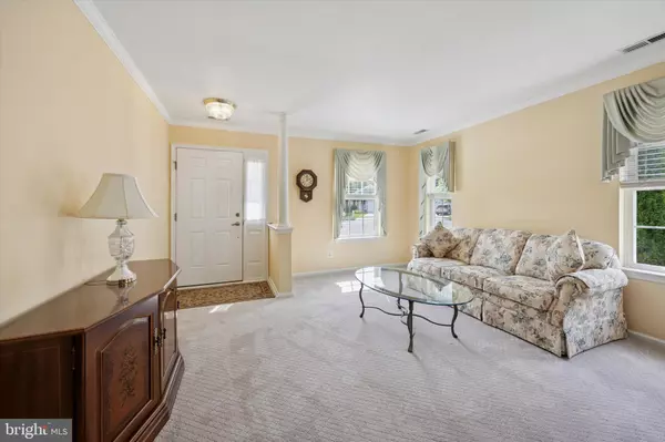 Sewell, NJ 08080,36 WINTERGREEN WAY