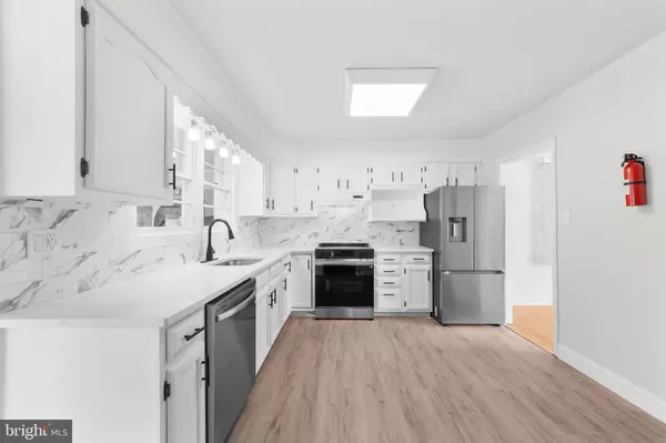 Pennsville, NJ 08070,33 GRACE AVE