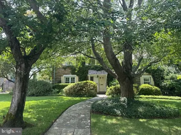 5208 DORSET AVE, Chevy Chase, MD 20815