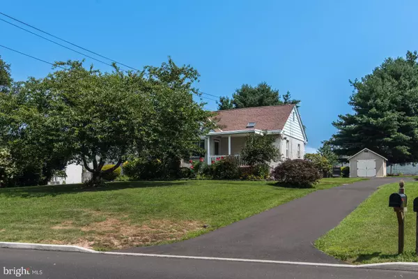 1395 JOLLY RD, Blue Bell, PA 19422