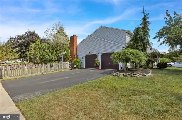 Reading, PA 19610,2027 GRING DR