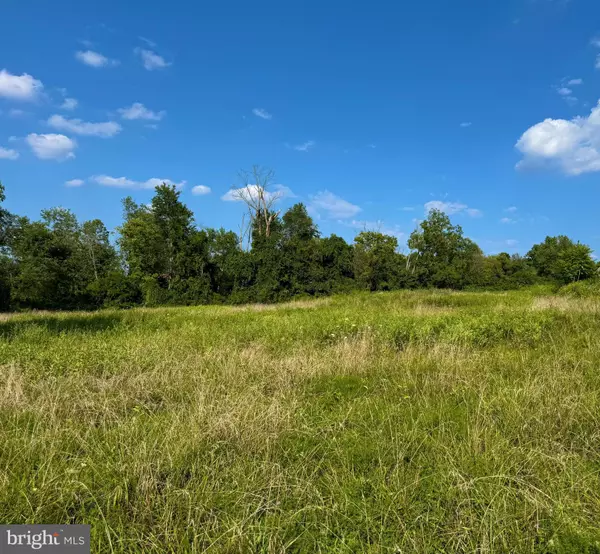 2725 SKIPPACK PIKE, Lansdale, PA 19446