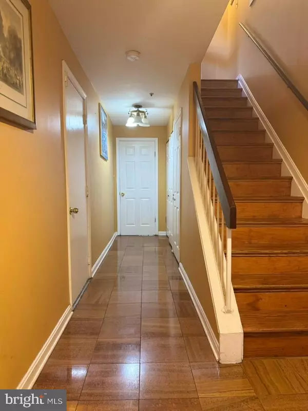 Laurel, MD 20707,7906 ASHFORD BLVD