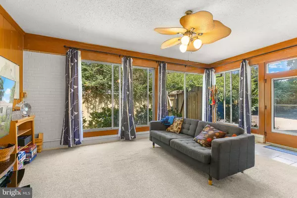 Warrenton, VA 20186,306 STUYVESANT ST