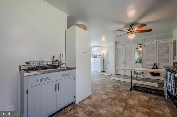 Newark, DE 19711,1005 LAKESIDE DR