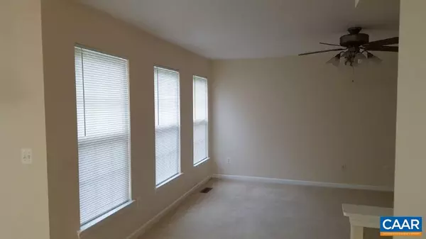 Barboursville, VA 22923,706 HOLLY HILL DR