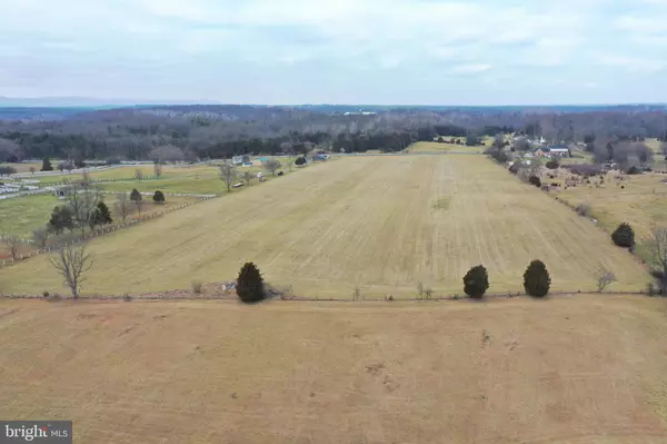 Martinsburg, WV 25404,590 CARLYLE RD