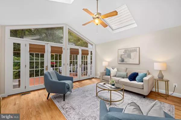 Washington, DC 20007,3762 W ST NW