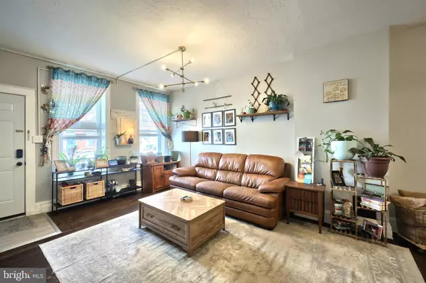 York, PA 17401,716 W PHILADELPHIA ST