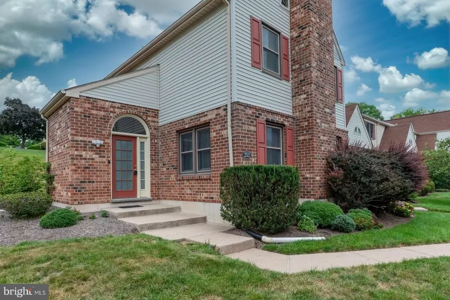 253 STONE RIDGE #253, Jeffersonville, PA 19403