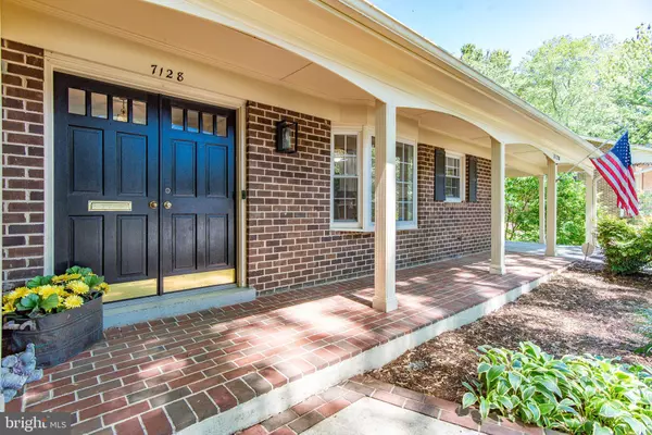 Alexandria, VA 22307,7128 DEVONSHIRE RD