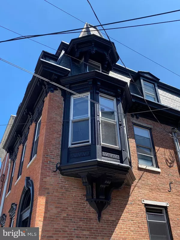 Pottsville, PA 17901,221 MAHANTONGO ST