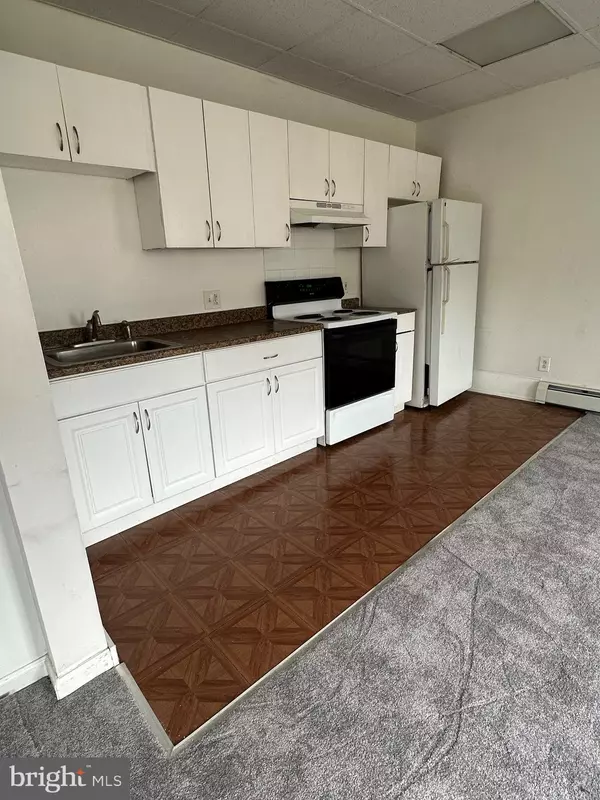 Norwood, PA 19074,527 DELAWARE AVE #A