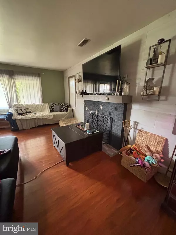 Lancaster, PA 17602,2105 HOBSON RD