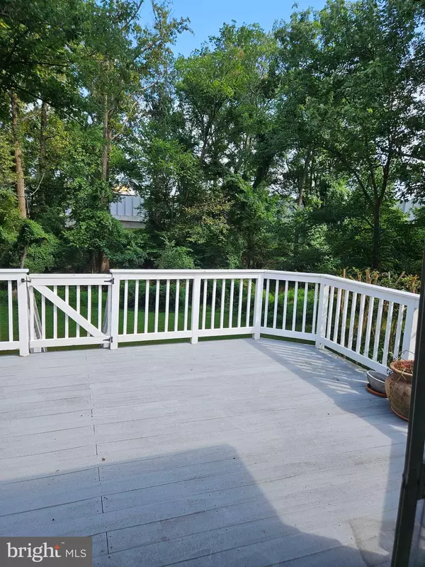 Vienna, VA 22180,2653 BOWLING GREEN DR