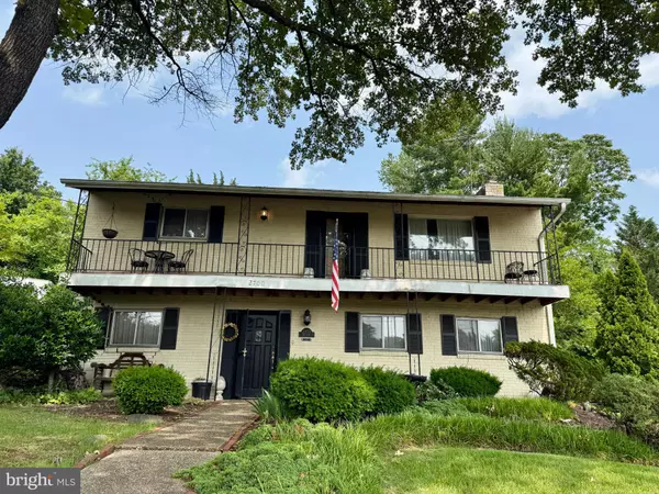 2700 BRYAN PL, Alexandria, VA 22302