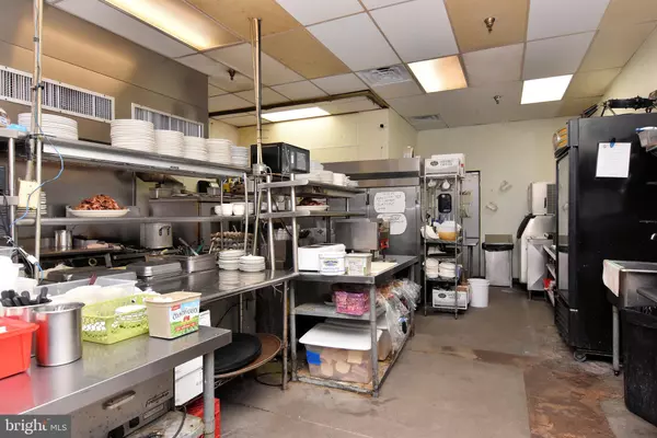 Lewes, DE 19958,17252 N VILLAGE MAIN BLVD #7