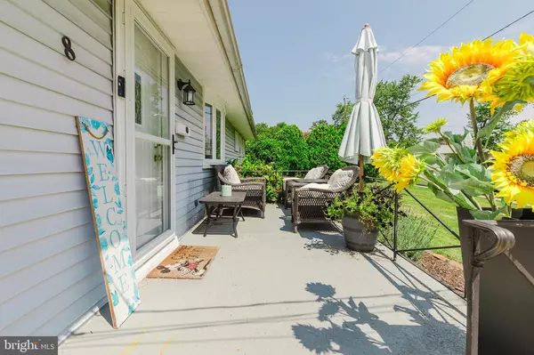 Lumberton, NJ 08048,8 HOLLYBROOK AVE