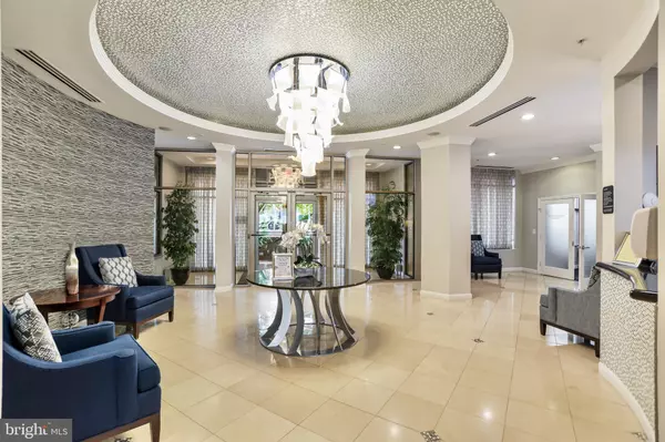 Reston, VA 20190,12001 MARKET ST #T35