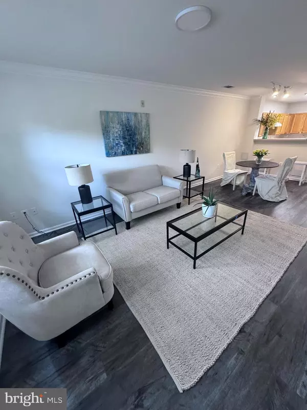 Reston, VA 20190,12001 MARKET ST #T35